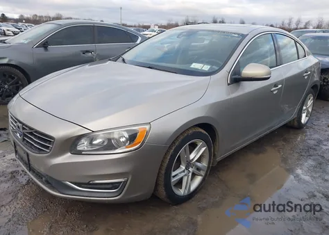 2015 Volvo S60 T5 Premier z USA, uszkodzony, nr VIN YV1612TK6F1342064